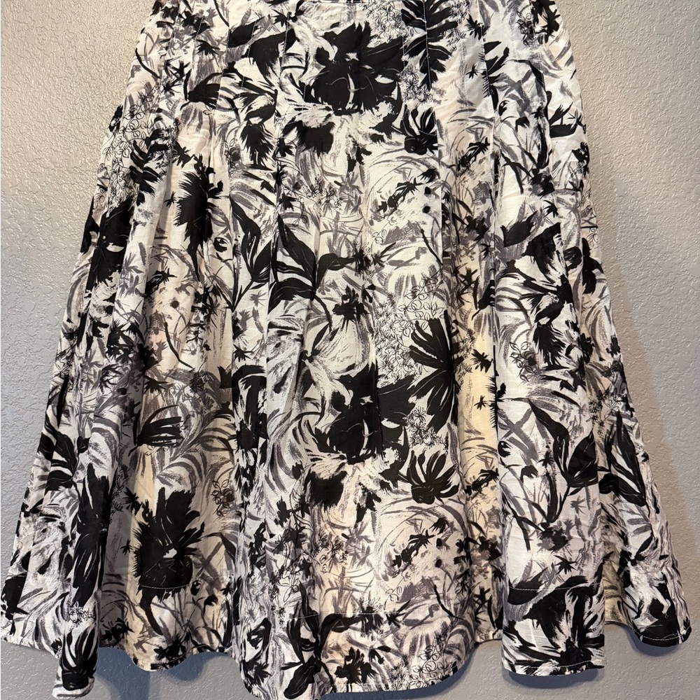 Talbots Black and White Floral Circle Skirt